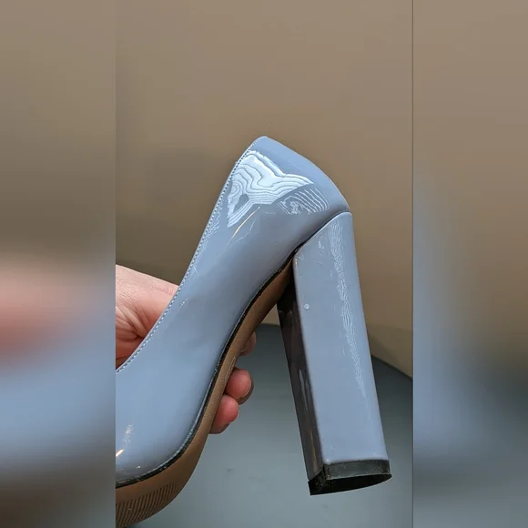 Light blue chunk Heels - Picture 4 of 5